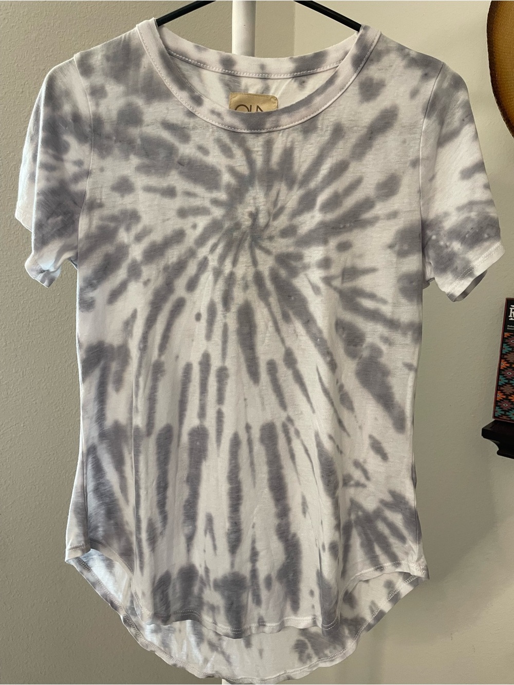 Chaser Gray and White Tie-Dye Short Sleeve Tee